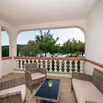 Apartamento By The Sea Kampor, Rab - 15310 Rab Town