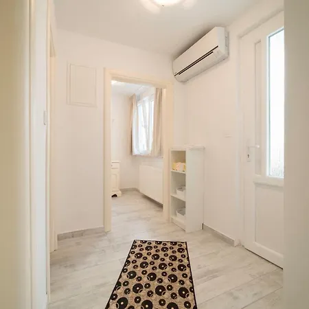 By The Sea Kampor - Rab - 15310 * 라브