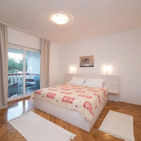 By The Sea Kampor, Rab - 15310 Apartman Rab Town